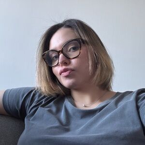 Meet your Posher, Ana victoria